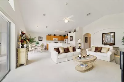 4765 Cumbrian Lakes Drive, Kissimmee, FL 34746 - Photo 9