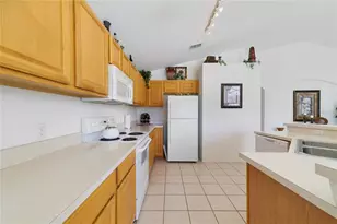 4765 Cumbrian Lakes Dr, Kissimmee, FL 34746 - Photo 13