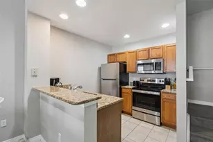 4560 Yellowgold Rd E, Kissimmee, FL 34746 - Photo 9