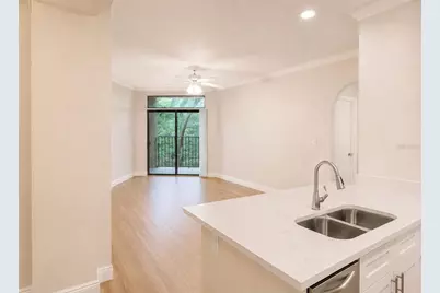 911 N Orange Avenue #115, Orlando, FL 32801 - Photo 5