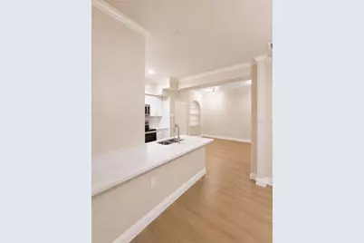 911 N Orange Avenue #115, Orlando, FL 32801 - Photo 3