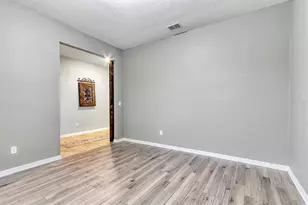 5611 Barletta Dr, Saint Cloud, FL 34771 - Photo 27