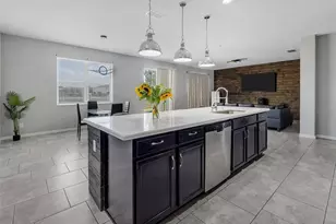 624 Sardinia Cir, Davenport, FL 33837 - Photo 21