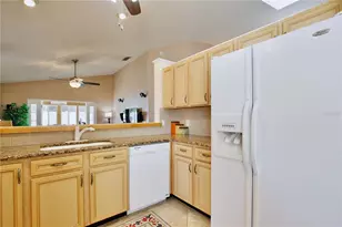 1554 Margarete Crescent Dr, Apopka, FL 32703 - Photo 7