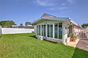 1554 Margarete Crescent Dr, Apopka, FL 32703 - Photo 19