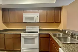 2528 Citrus Club Ln, Orlando, FL 32839 - Photo 5