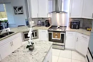 2270 Tournament Ct, Kissimmee, FL 34746 - Photo 5
