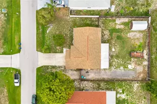 867 Banks St NW, Palm Bay, FL 32907 - Photo 27