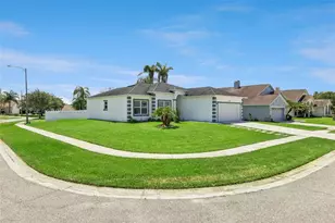 2713 Wortham Ln, Kissimmee, FL 34744 - Photo 3