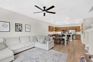 5836 Freshwater Cyn Dr, Saint Cloud, FL 34771 - Photo 3
