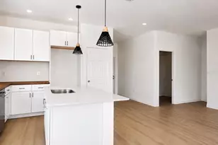 980 Tahiti Ave SE, Palm Bay, FL 32909 - Photo 3