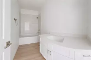 980 Tahiti Ave SE, Palm Bay, FL 32909 - Photo 9