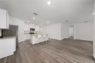 698 Park Pl Blvd, Davenport, FL 33837 - Photo 11