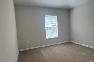 1049 Foreshore Ln, Haines City, FL 33844 - Photo 3