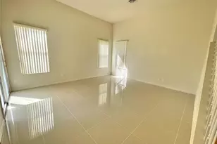 2370 Hinsdale Dr, Kissimmee, FL 34741 - Photo 21
