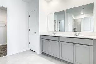 2330 Burney Fls Ln, Davenport, FL 33837 - Photo 11