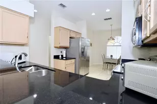 170 Club Villas Ln, Kissimmee, FL 34744 - Photo 17