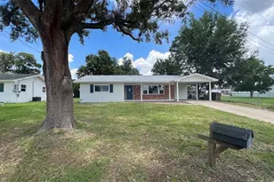 2760 Sunset Dr NW, Winter Haven, FL 33881 - Photo 1