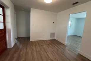 2760 Sunset Dr NW, Winter Haven, FL 33881 - Photo 11