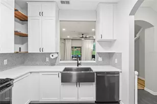 122 Capri Dr, Davenport, FL 33897 - Photo 11