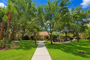 3326 Robert Trent Jones Dr, Orlando, FL 32835 - Photo 29