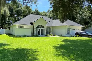 36320 Piney Ridge Blvd, Fruitland Park, FL 34731 - Photo 1