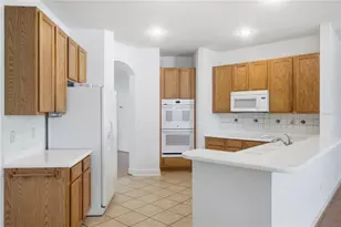 3476 Forest Ridge Ln, Kissimmee, FL 34741 - Photo 9
