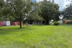 5585 Lake Lizzie Dr, Saint Cloud, FL 34771 - Photo 11