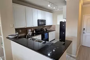 912 Charo Pkwy, Davenport, FL 33897 - Photo 15