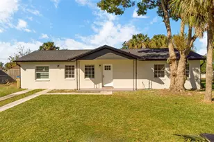 140 Juarez Dr, Kissimmee, FL 34743 - Photo 1