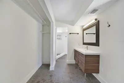 5025 Bermuda Circle #5025, Orlando, FL 32808 - Photo 11