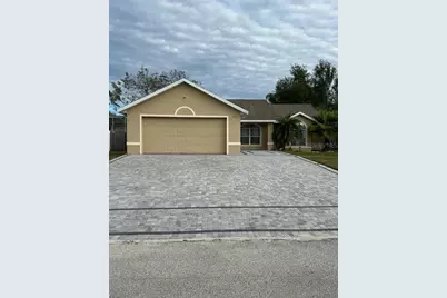 152 Whitehall Street, Davenport, FL 33896 - Photo 1