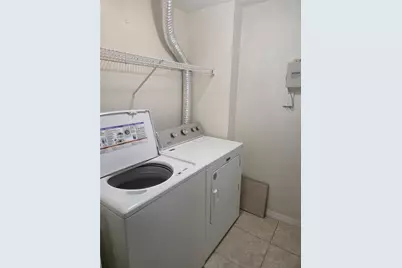 5536 Metrowest Boulevard #8-109, Orlando, FL 32811 - Photo 15