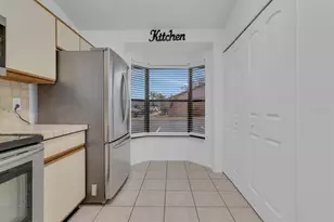 2432 King Oak Ct, Saint Cloud, FL 34769 - Photo 11
