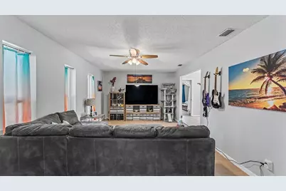 6114 Wendel Way, Lakeland, FL 33813 - Photo 7