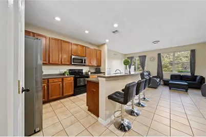 3008 Seaview Castle Dr, Kissimmee, FL 34746 - Photo 5