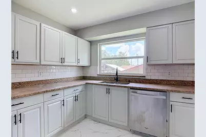 4925 Marla Avenue, Lakeland, FL 33812 - Photo 7