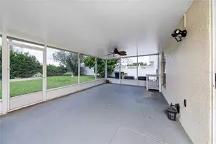 2121 Blackstone Landing Dr, Kissimmee, FL 34758 - Photo 29