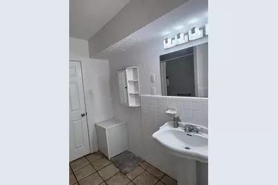 210 Baker Avenue, Clearwater, FL 33755 - Photo 19