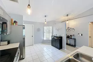 240 Sunrise Rd, Davenport, FL 33837 - Photo 11