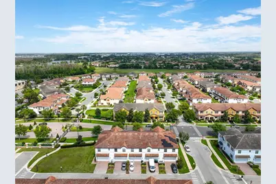 9956 Eagle Creek Center Blvd, Orlando, FL 32832 - Photo 29