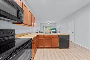 1779 Barton Towne Cir, Saint Cloud, FL 34769 - Photo 11