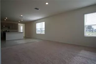 1703 Post Oak Dr, Davenport, FL 33837 - Photo 9