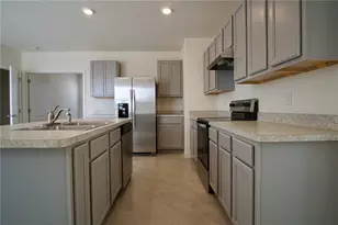 1703 Post Oak Dr, Davenport, FL 33837 - Photo 3