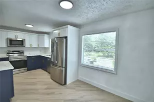808 Oakmont Ct, Deland, FL 32720 - Photo 9
