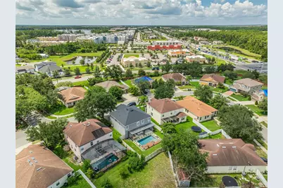 10109 Stratford Pointe Avenue, Orlando, FL 32832 - Photo 9