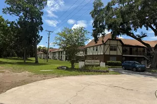 3128 Sir Hamilton Cir, Titusville, FL 32780 - Photo 3