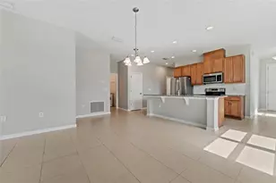 1678 Swan Swim Dr, Davenport, FL 33837 - Photo 11