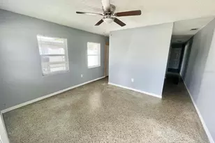 4615 Edgewater Dr, Orlando, FL 32804 - Photo 3
