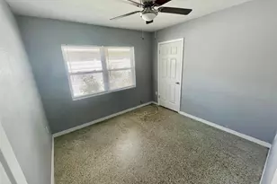 4615 Edgewater Dr, Orlando, FL 32804 - Photo 5